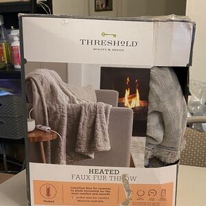 Threshold Heated Faux Fur Blanket in Gray